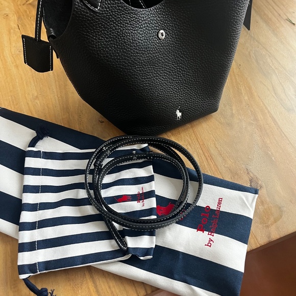 Ralph Lauren Polo Play small leather tote / crossbody bag in black leather NWT - Picture 6 of 13